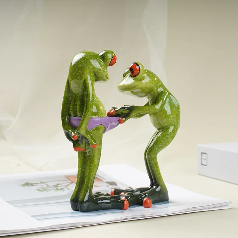 DecorBites™ Funny Frog Couple Resin Decor | Wedding Gift | Valentine's Day Ornament
