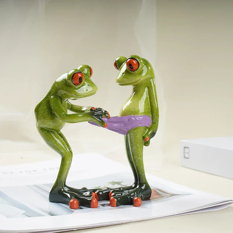 DecorBites™ Funny Frog Couple Resin Decor | Wedding Gift | Valentine's Day Ornament